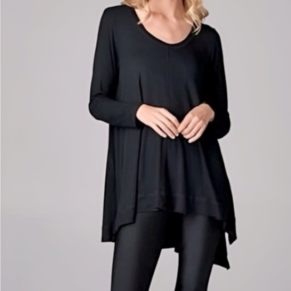 EMERALD Flowy Knit Tunic Top w Side Slits Women’s Black Long Sleeve Tee T-shirt
